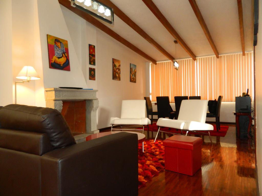 Itsahome Apartments - Torre Santos キト 部屋 写真