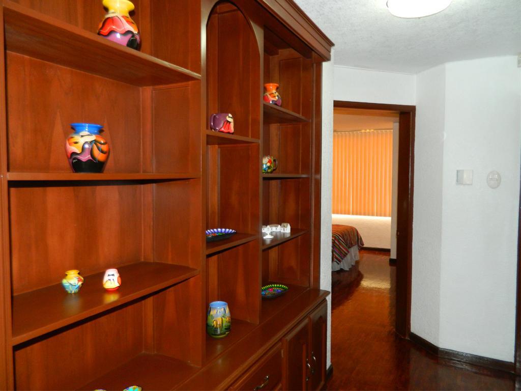 Itsahome Apartments - Torre Santos キト 部屋 写真