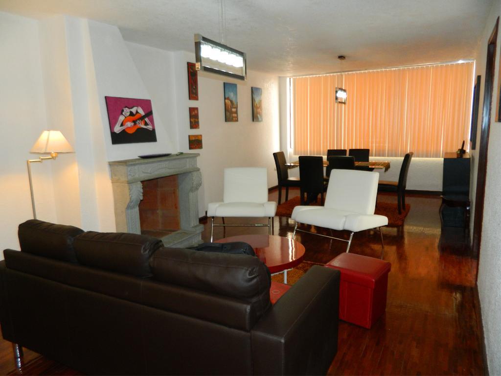 Itsahome Apartments - Torre Santos キト 部屋 写真
